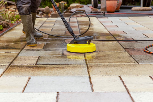 Best Factory Floor Cleaning  in Wellman, IA